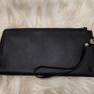 NWOT SLNT RFID & NFC Blocking Leather Clutch/Wristlet